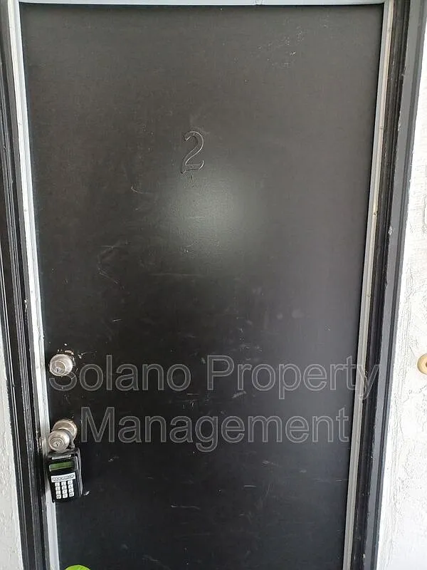 Studio, $1,595 — Photo 2