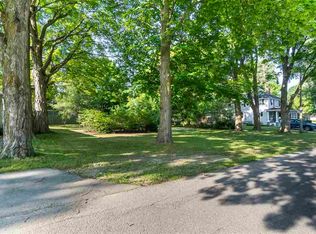 406 W Upright St, Charlevoix, MI 49720