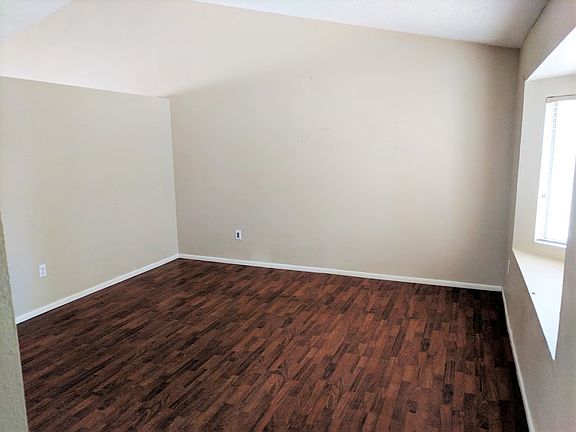 4th image of 5608 W Commonwealth Pl