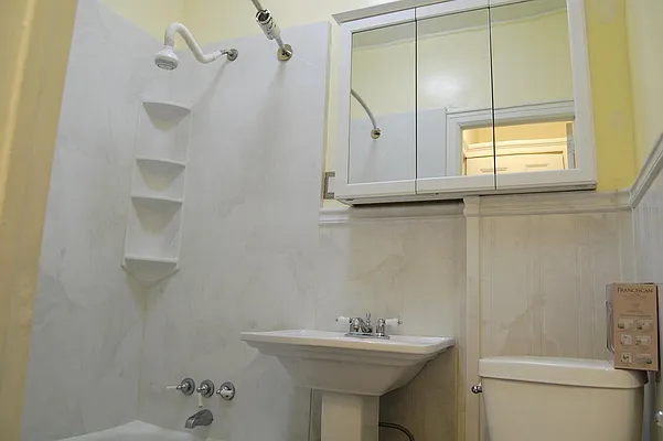 Rented by Corcoran | media 70