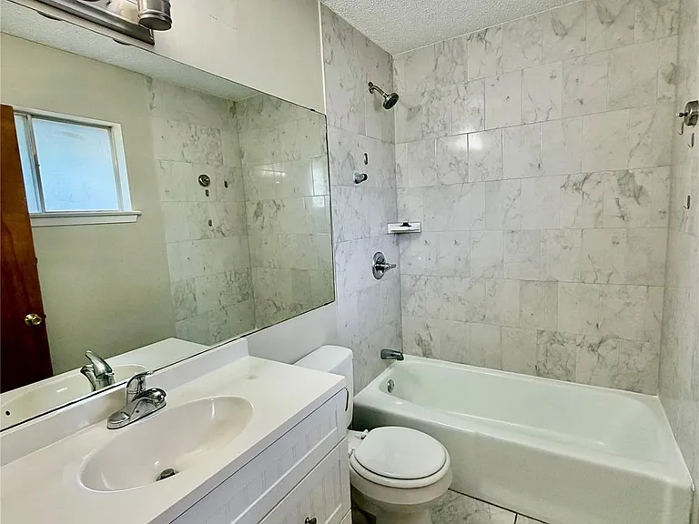 12317 Willow Wild Dr #B — Photo 18