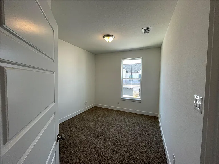 232 Sapphire — Photo 23