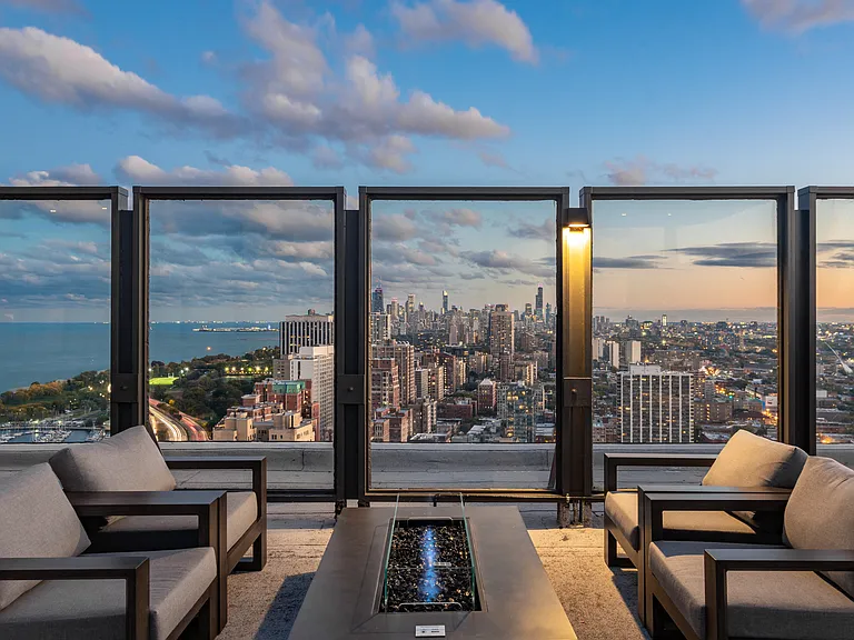 3450 N. Lake Shore Drive — Photo 14