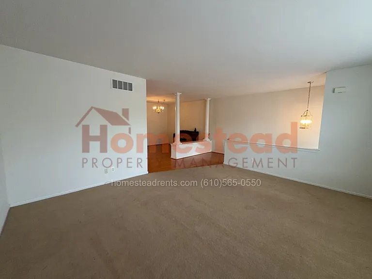 244 S Azalea Ct — Photo 14