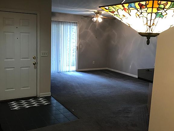 4th image of 470 S Main St Unit 104