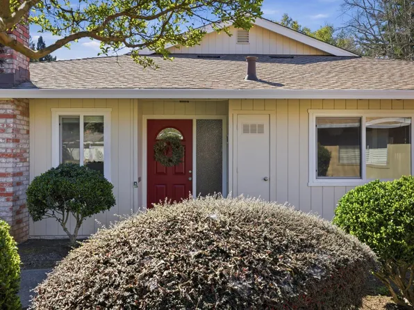 43 Aspen Meadows Circle, Santa Rosa, CA 95409