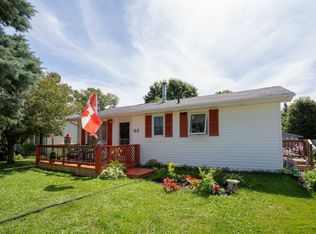 182 Parkwood Cres, Charlottetown, PE C1A7A7