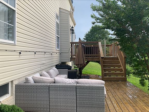 Backyard view_Two Levels Deck. Patio Furniture included