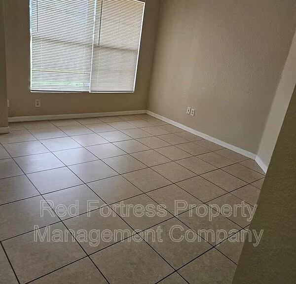 98 Milwaukee Blvd — Photo 6