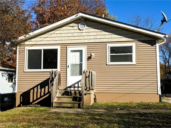 701 Kennebec Ave, Akron, OH 44305