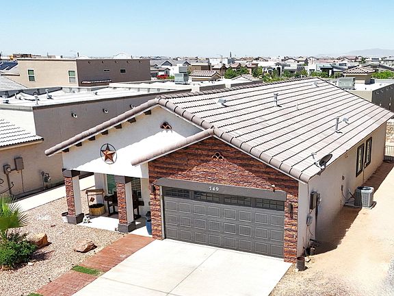 2nd image of 749 Sculcoates St