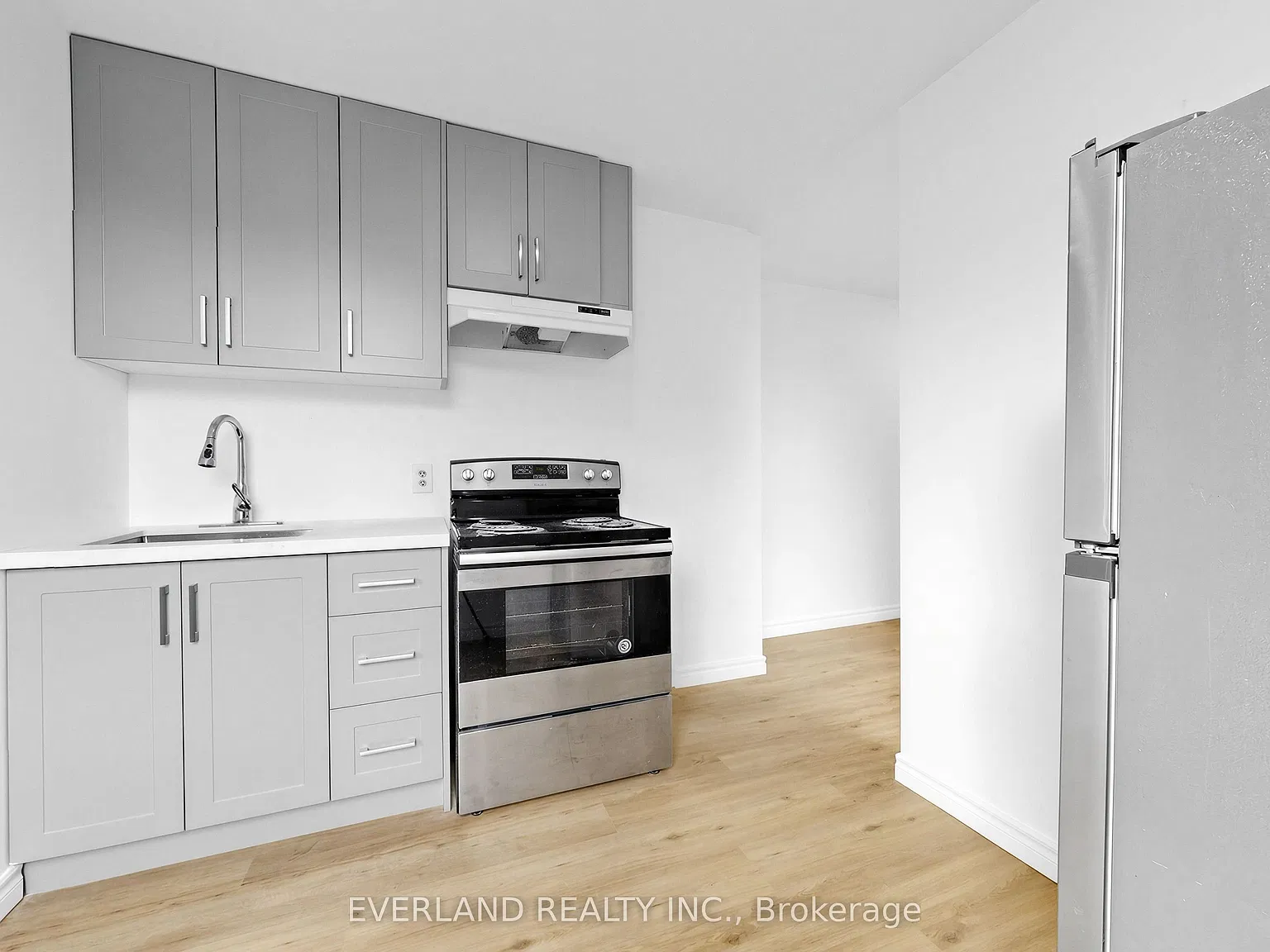 2 bed, $2,100 — Photo 2