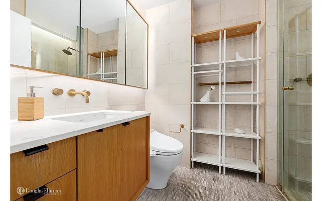 Rented by Douglas Elliman | media 15