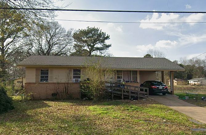 1st image of 565 Martin Luther King Dr