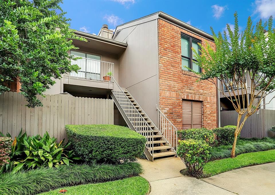 1st image of 1201 Bering Dr APT 16