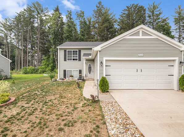 25330 Forest Ln, Mattawan, MI 49071