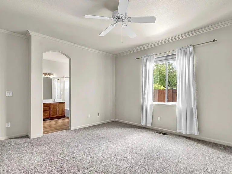 11555 Lone Desert Dr — Photo 6