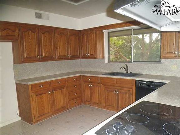 Home for Sale in Wichita Falls, TX $179,000