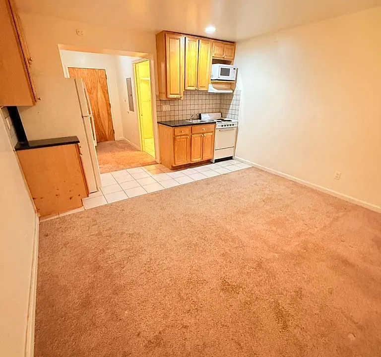 99 Bayard St #2C