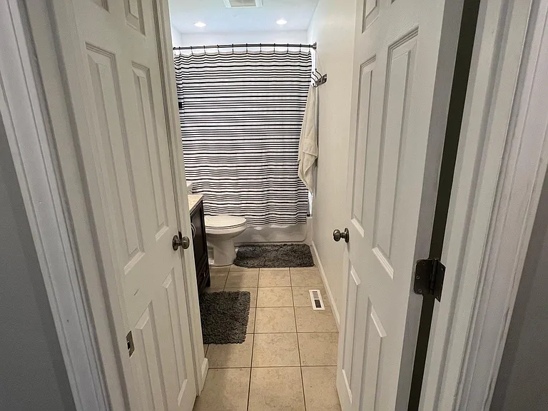 8442 Village Dr — Photo 9