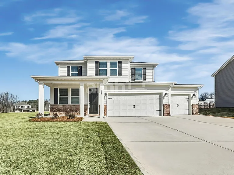 459 Hickory Pointe Loop — Photo 1