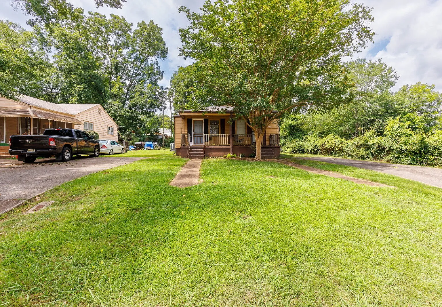 2 bed, 1.0 bath, 784 sqft, $750 — Photo 3