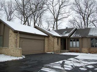2937 Stoneleigh Dr #2937, Toledo, OH