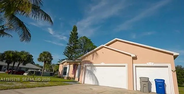 Vero Lake Estates Unit B — Photo 1