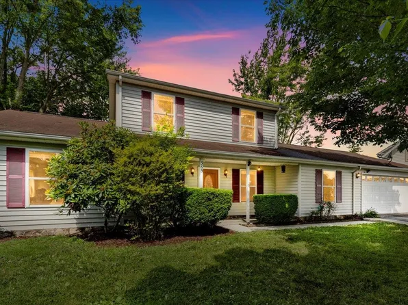 365 S Hill Dr, Christiansburg, VA 24073