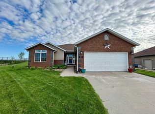 2035 Fairway Dr, Crete, NE 68333