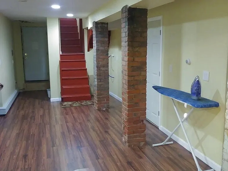 138 Devon St #BASEMENT — Photo 1