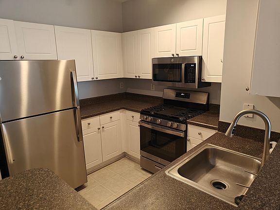 3rd image of 11326 Aristotle Dr #304