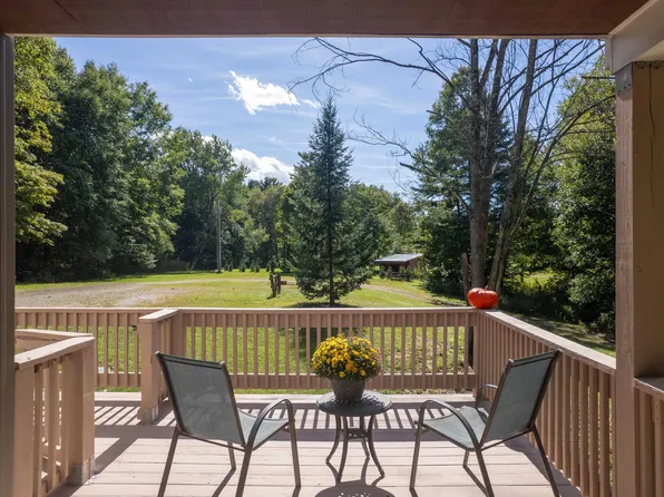 200 Chelsea Lane, Poultney, VT 05764