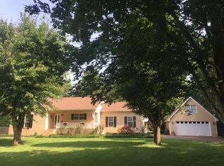 1022 Hawkins Rd, Sweetwater, TN 37874