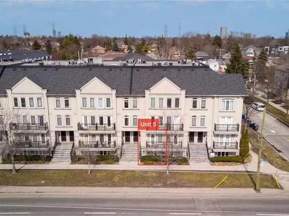 118 Finch Ave W Townhouse 5, Toronto, ON M2N 7G2