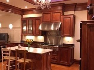 489 Boylston St #3, Brookline, MA 02445