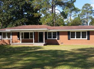 75 Mahan St, Jesup, GA 31545