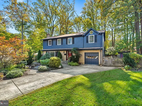 14011 Drake Dr, Rockville, MD 20853