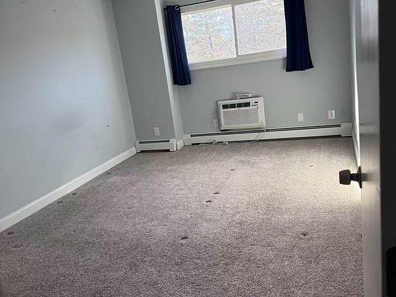 3rd image of 210 Brook Village Rd APT 38