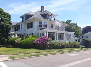 182 Ocean St #2, Lynn, MA 01902