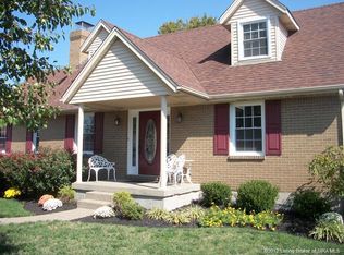 2718 Klerner Ct, New Albany, IN 47150