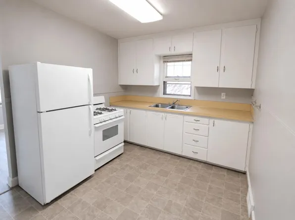 1008 N 7th St Unit 3, Bismarck, ND 58501