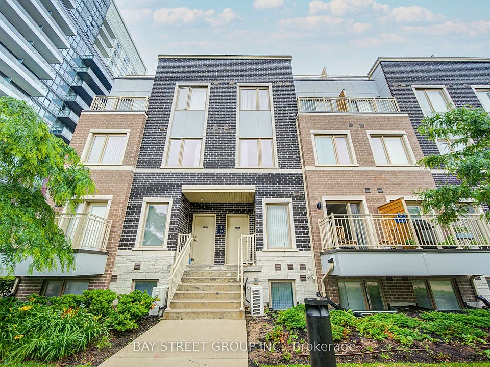 1st image of 11 Honeycrisp Cres #Townhouse 3