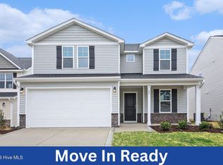 22 E Emily Gardens Dr, Selma, NC 27576