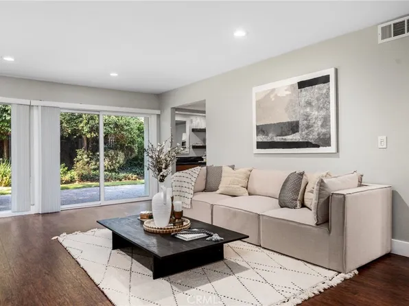 9419 Friendly Woods Ln, Whittier, CA 90605