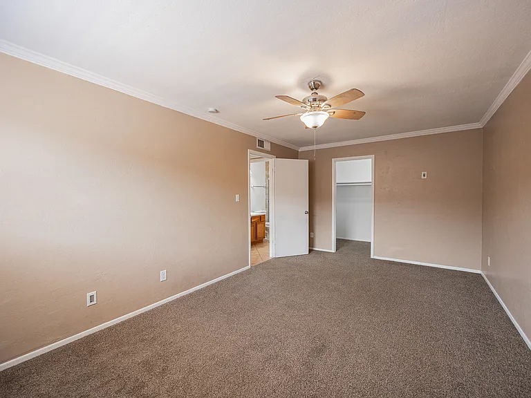 922 S Acapulco Ln #C — Photo 13
