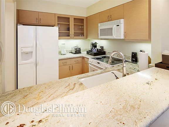 4th image of 455 Grand Bay Dr #201/02