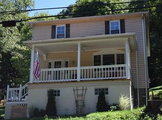 959 Brownstown Rd, Larimer, PA 15647