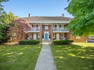 1411 Fontaine Rd #201, Lexington, KY 40502