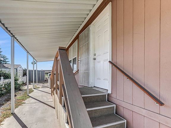 4th image of 450 E Main St #69